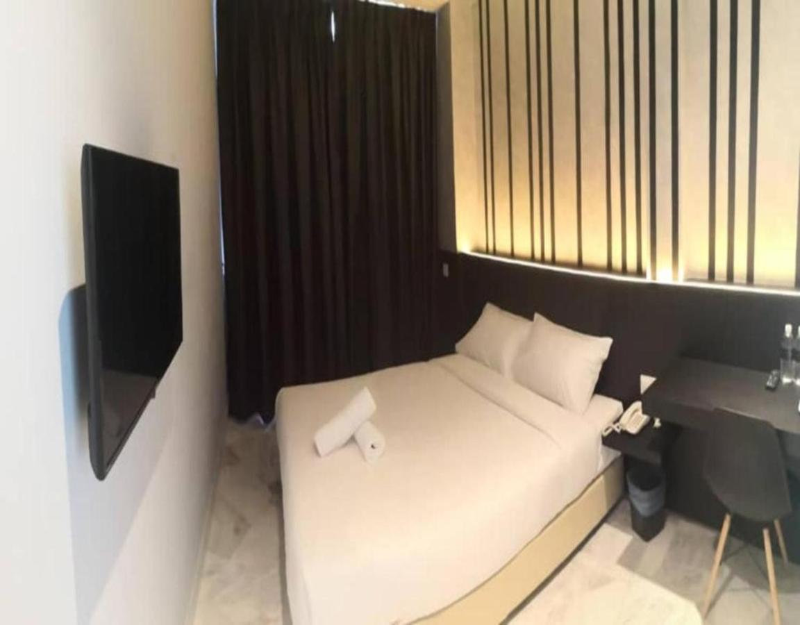 Suite Dreamz Hotel Banting Banting  Exterior foto