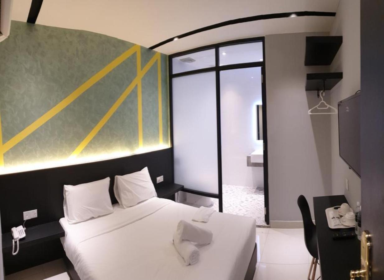 Suite Dreamz Hotel Banting Banting  Exterior foto